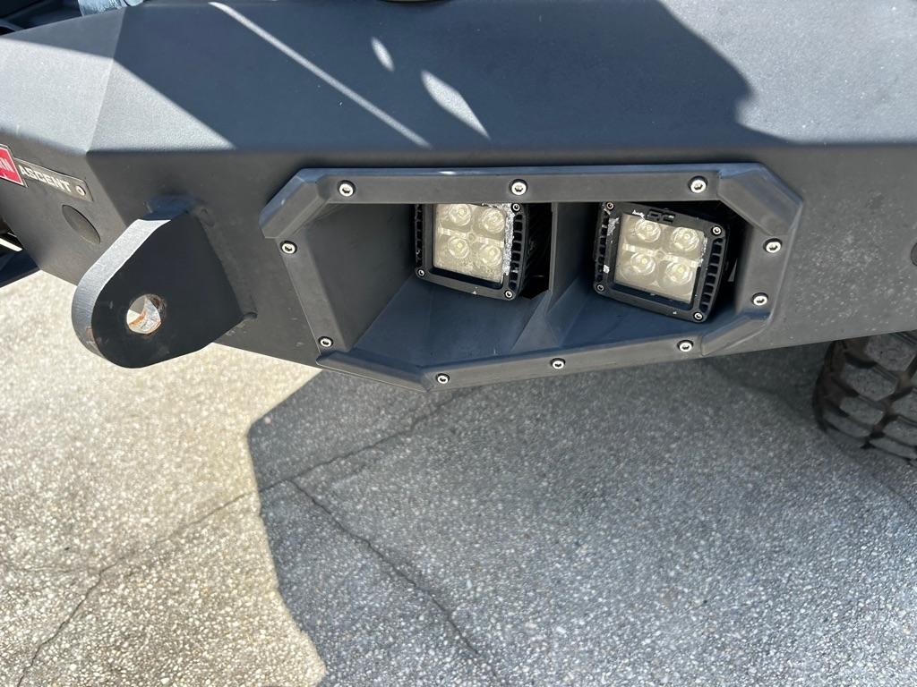 RAM 2500 Tradesman 4x4 Crew Cab 6'4" Box 2017