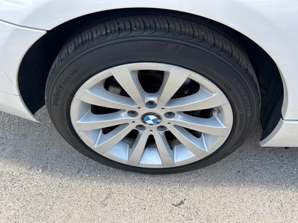 BMW 3 Series 4dr Sdn 328i RWD South Africa 2011