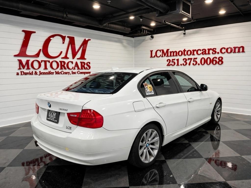BMW 3 Series 4dr Sdn 328i RWD South Africa 2011