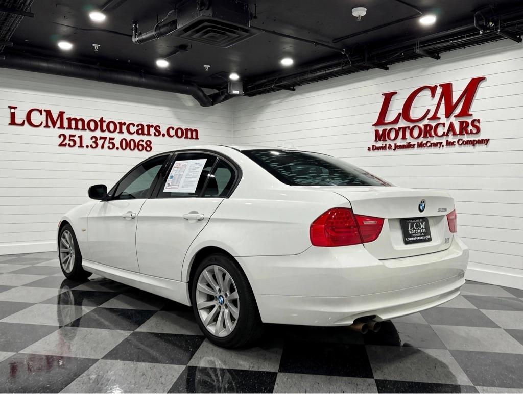 BMW 3 Series 4dr Sdn 328i RWD South Africa 2011