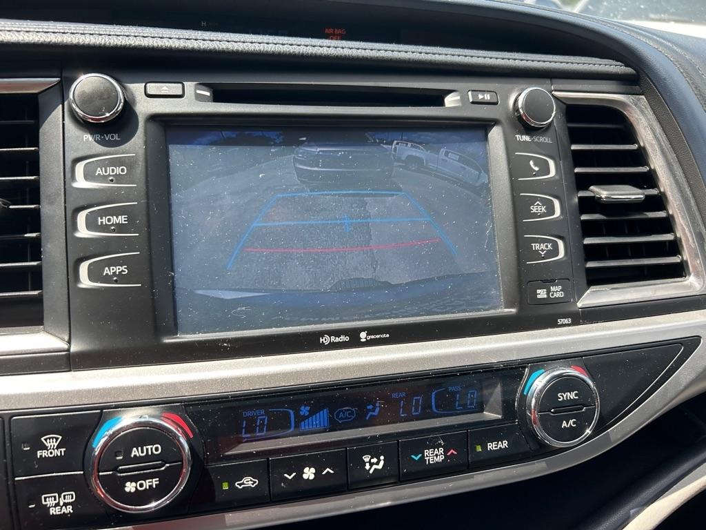 Toyota Highlander AWD 4dr V6 XLE (Natl) 2015