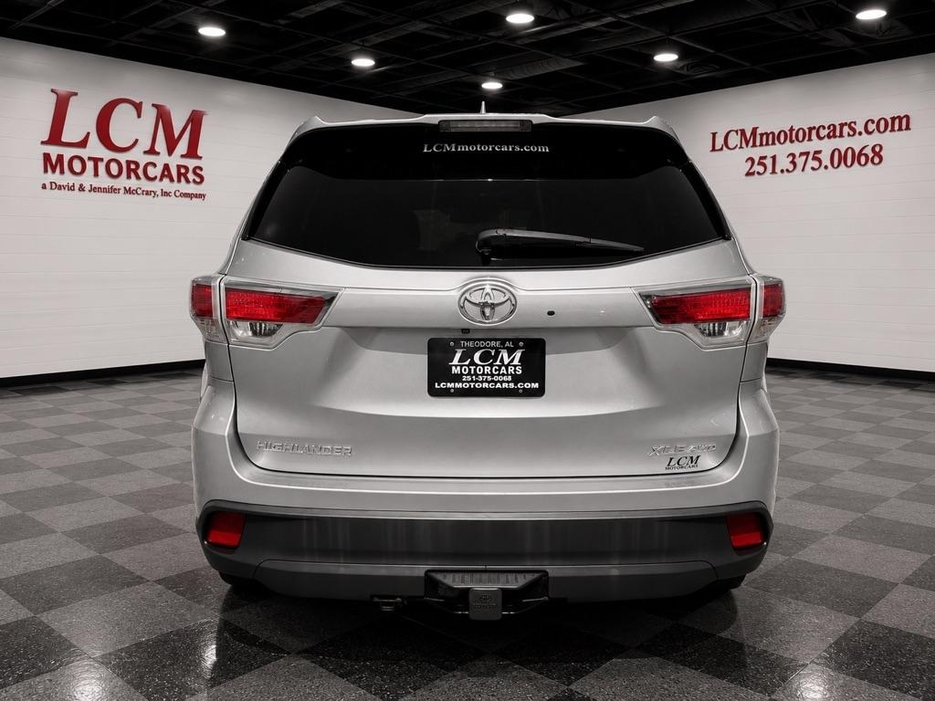 Toyota Highlander AWD 4dr V6 XLE (Natl) 2015