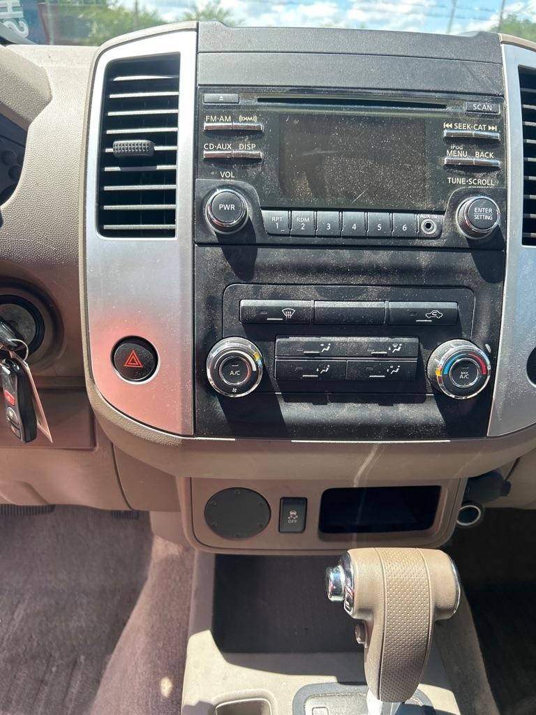 Nissan Frontier 2WD King Cab V6 Auto SV 2014