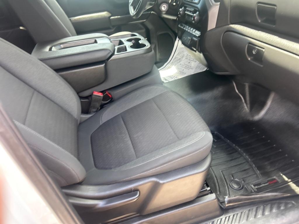Chevrolet Silverado 1500 LTD 4WD Crew Cab 147" Custom 2022
