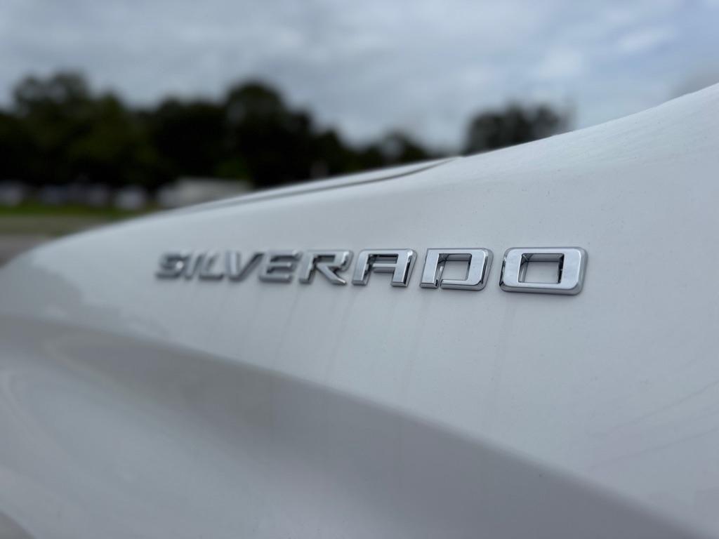 Chevrolet Silverado 1500 LTD 4WD Crew Cab 147" Custom 2022