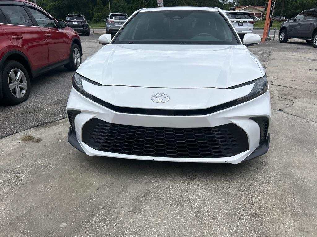 Toyota Camry XLE (Natl) 2025