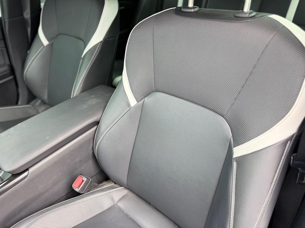 Toyota Camry SE Hyb 4D Sedan FWD 2025
