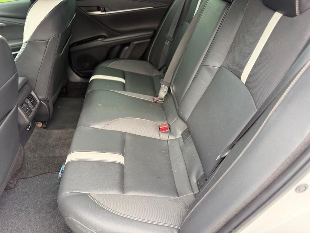 Toyota Camry SE Hyb 4D Sedan FWD 2025
