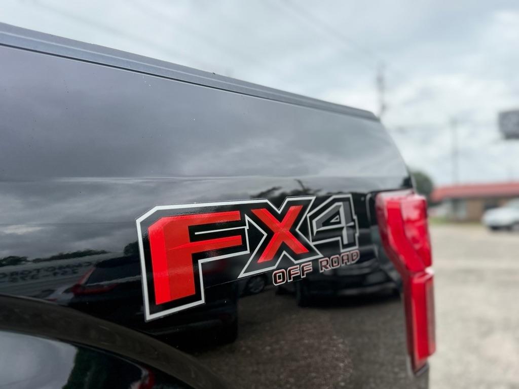 Ford F-150 SuperCrew 139" Lariat 4WD 2020