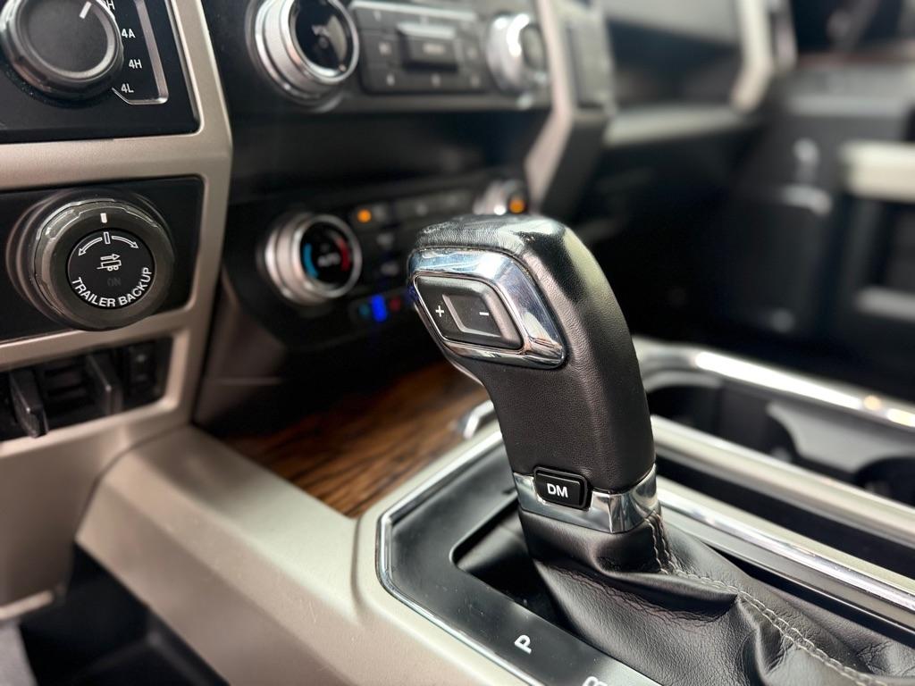 Ford F-150 SuperCrew 139" Lariat 4WD 2020