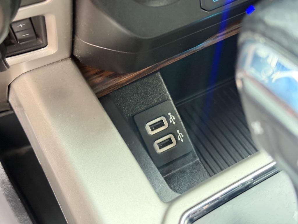 Ford F-150 SuperCrew 139" Lariat 4WD 2020