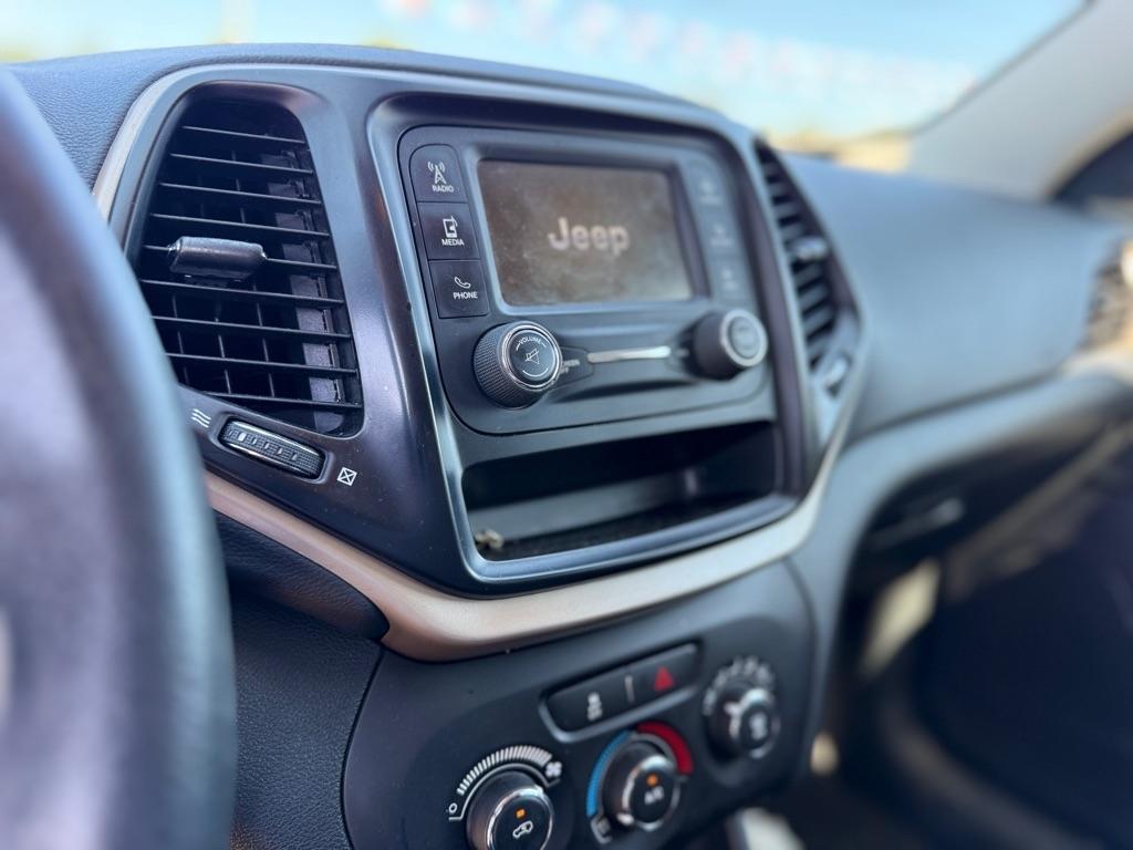 Jeep Cherokee Latitude FWD 2018
