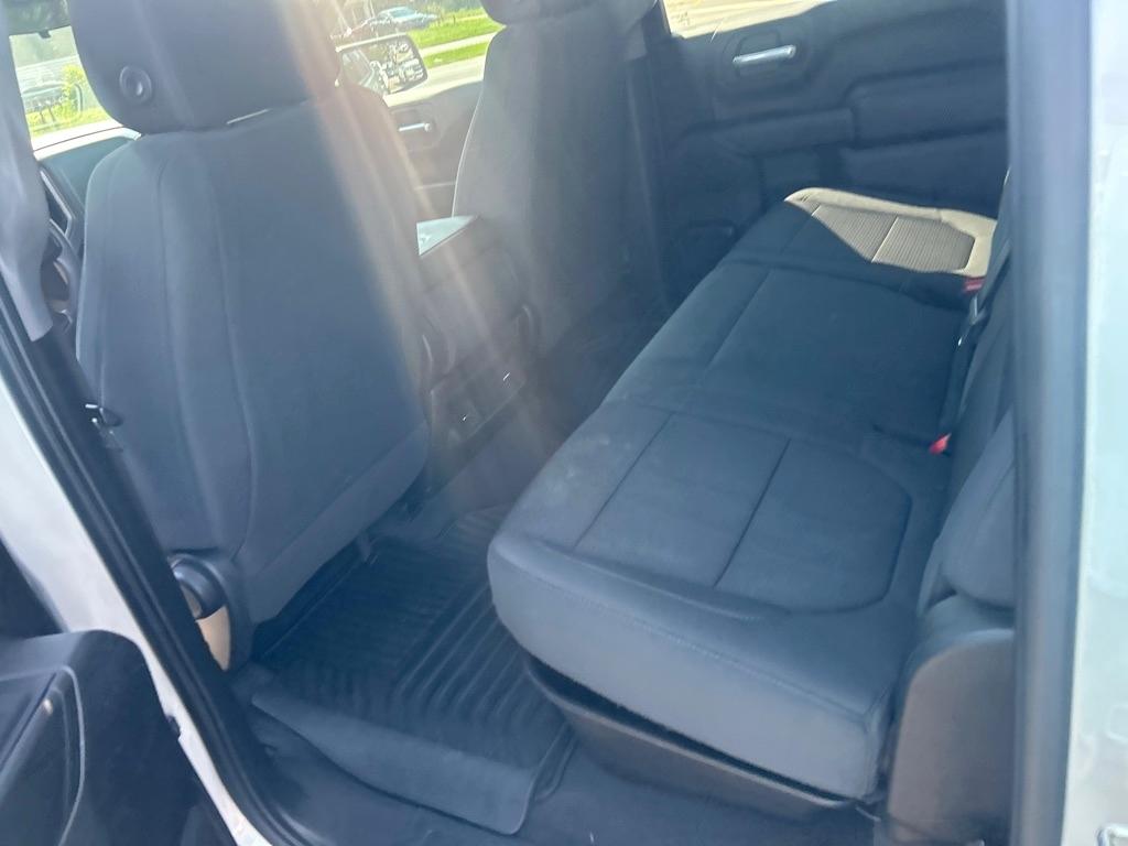 Chevrolet Silverado 1500 2WD Crew Cab 147" Custom 2020