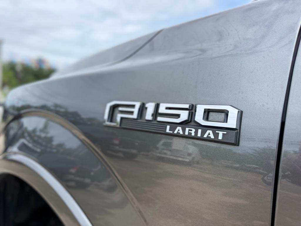Ford F-150 SuperCrew 150" Lariat 4WD 2018