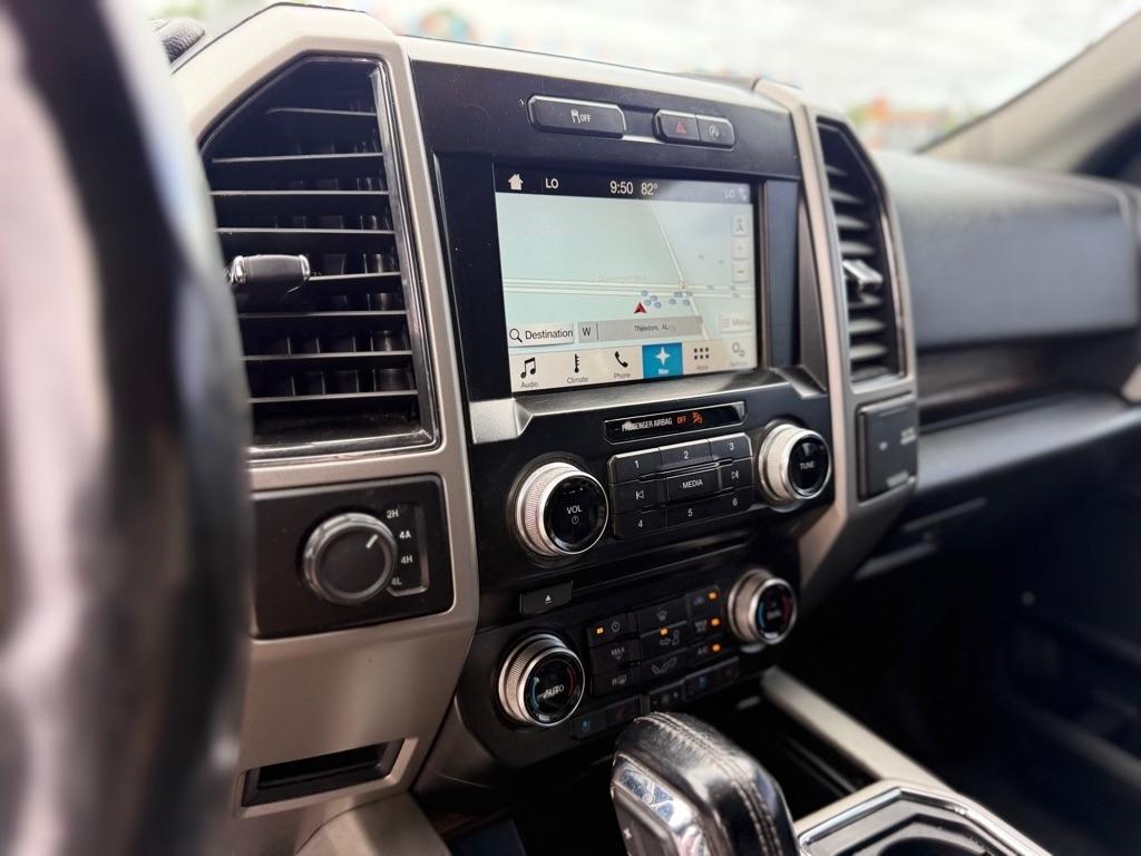 Ford F-150 SuperCrew 150" Lariat 4WD 2018