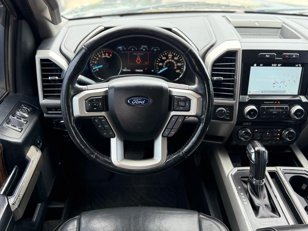 Ford F-150 SuperCrew 150" Lariat 4WD 2018