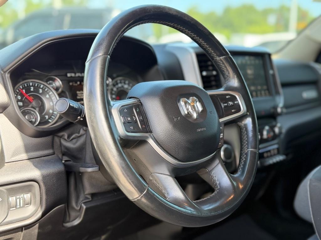 RAM 1500 Big Horn/Lone Star 4x4 Crew Cab 6'4" Box 2019