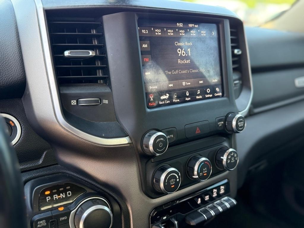 RAM 1500 Big Horn/Lone Star 4x4 Crew Cab 6'4" Box 2019