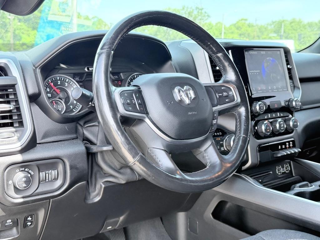 RAM 1500 Big Horn/Lone Star 4x4 Crew Cab 6'4" Box 2019
