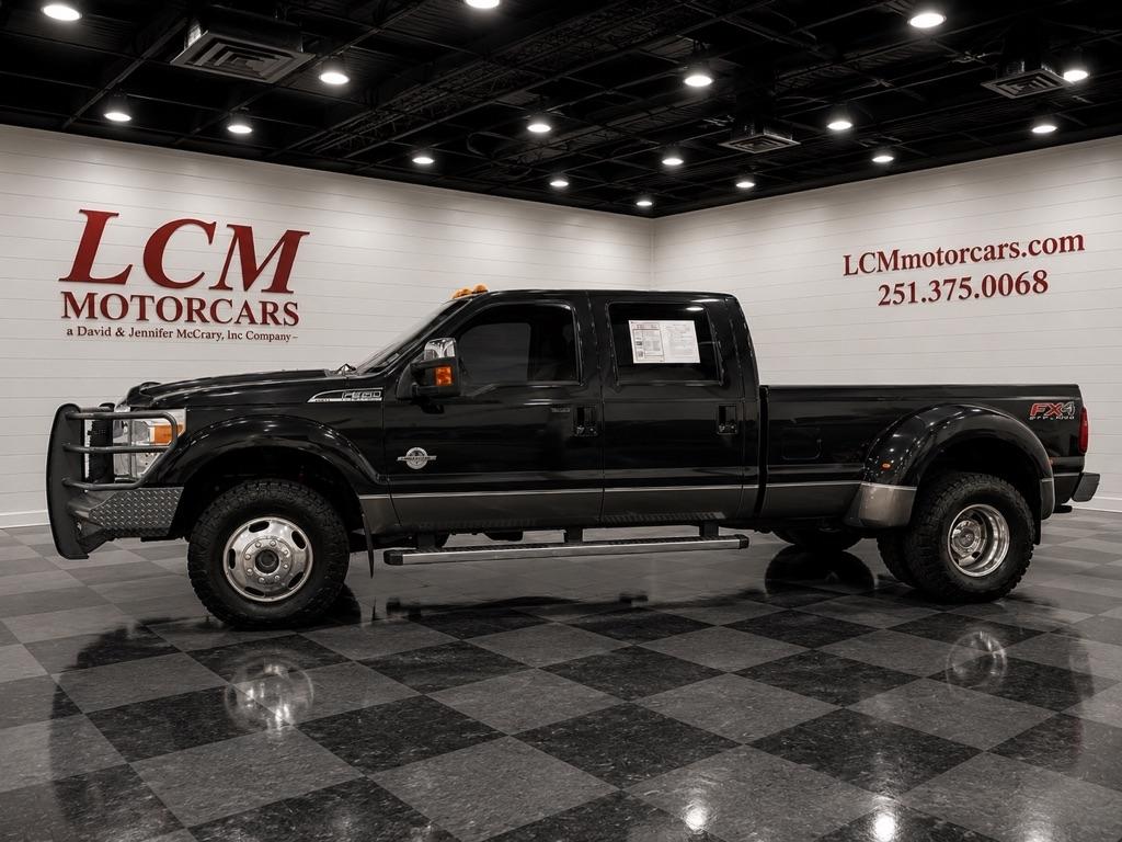 Ford Super Duty F-350 DRW Crew Cab 172" Lariat 4WD 2012