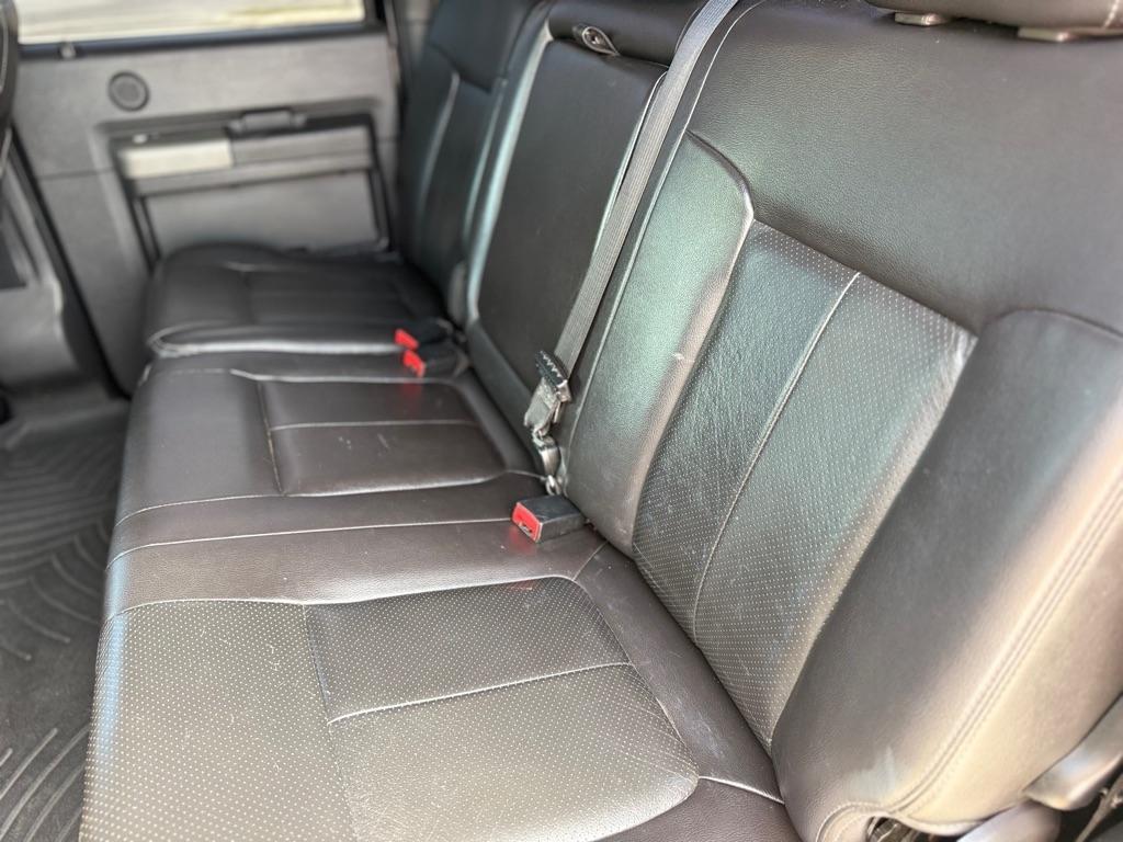 Ford Super Duty F-350 DRW Crew Cab 172" Lariat 4WD 2012