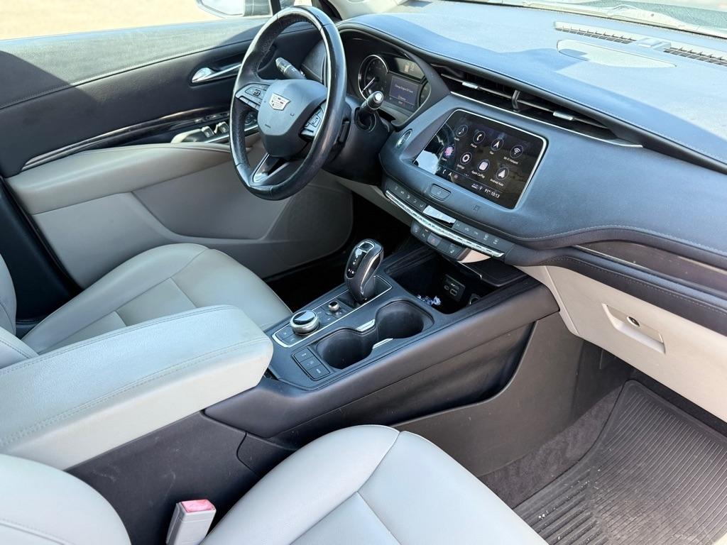 Cadillac XT4 FWD 4dr Luxury 2019