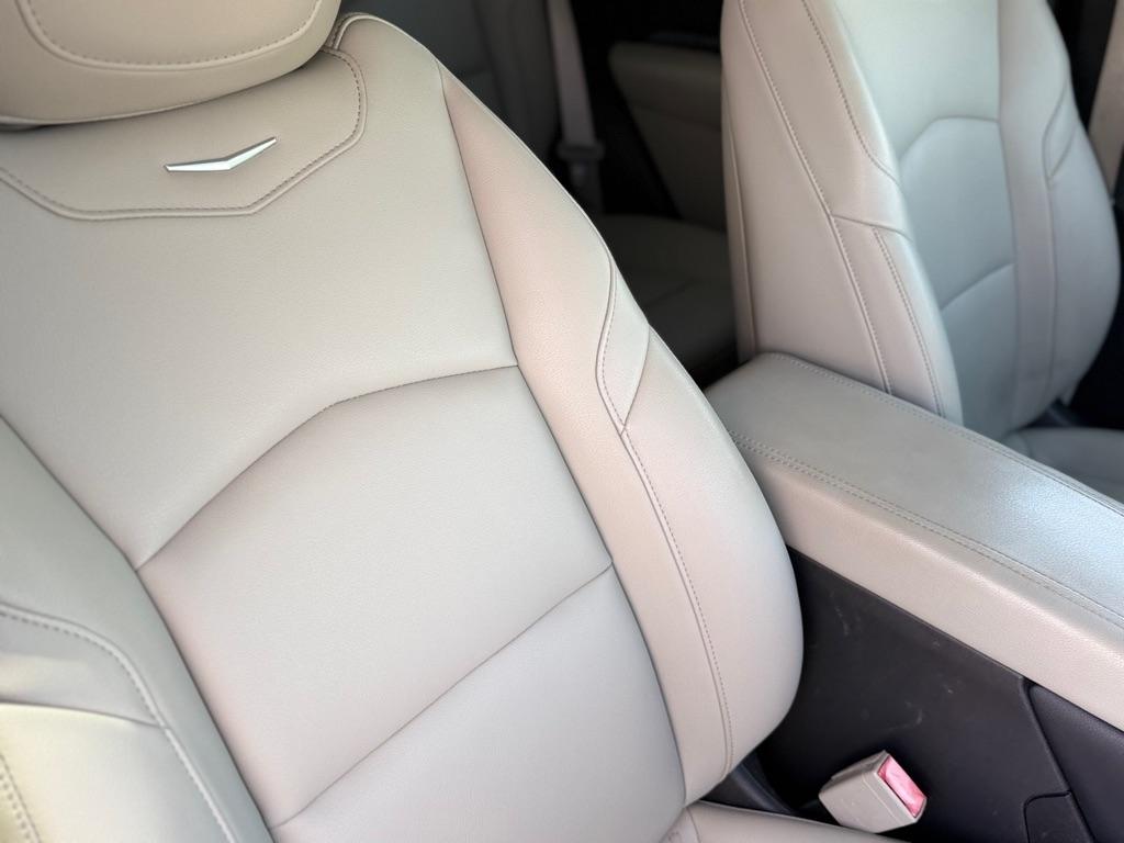 Cadillac XT4 FWD 4dr Luxury 2019