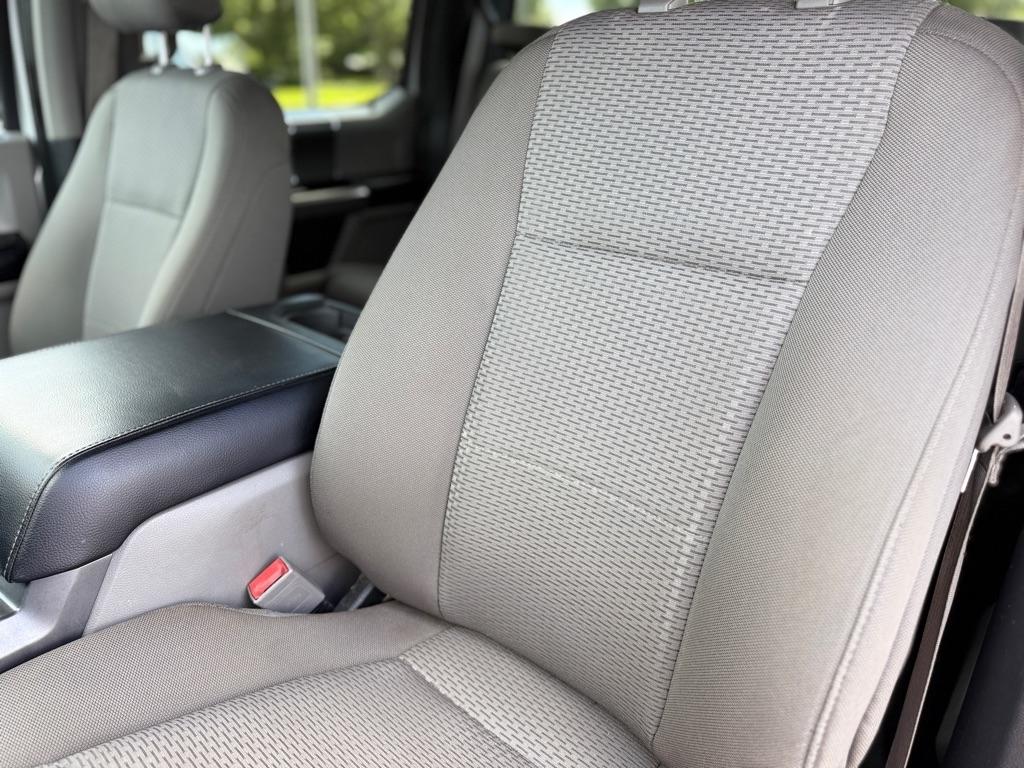 Ford F-150 XLT SuperCrew Short Bed 4WD 2019