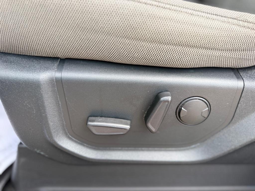 Ford F-150 XLT SuperCrew Short Bed 4WD 2019