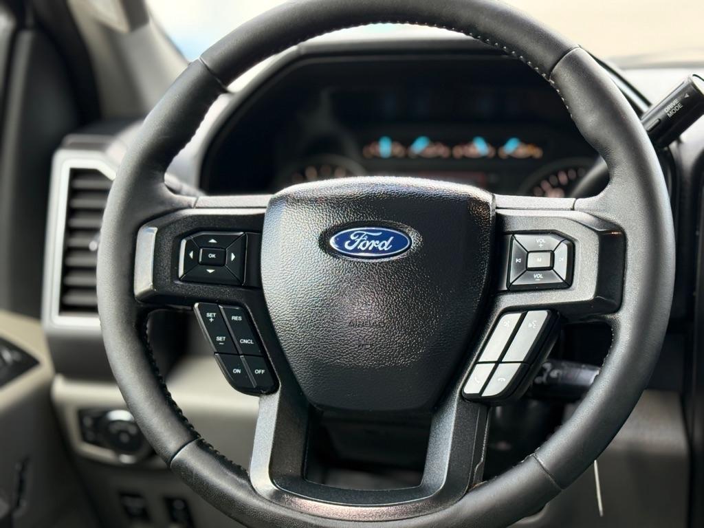 Ford F-150 XLT SuperCrew Short Bed 4WD 2019