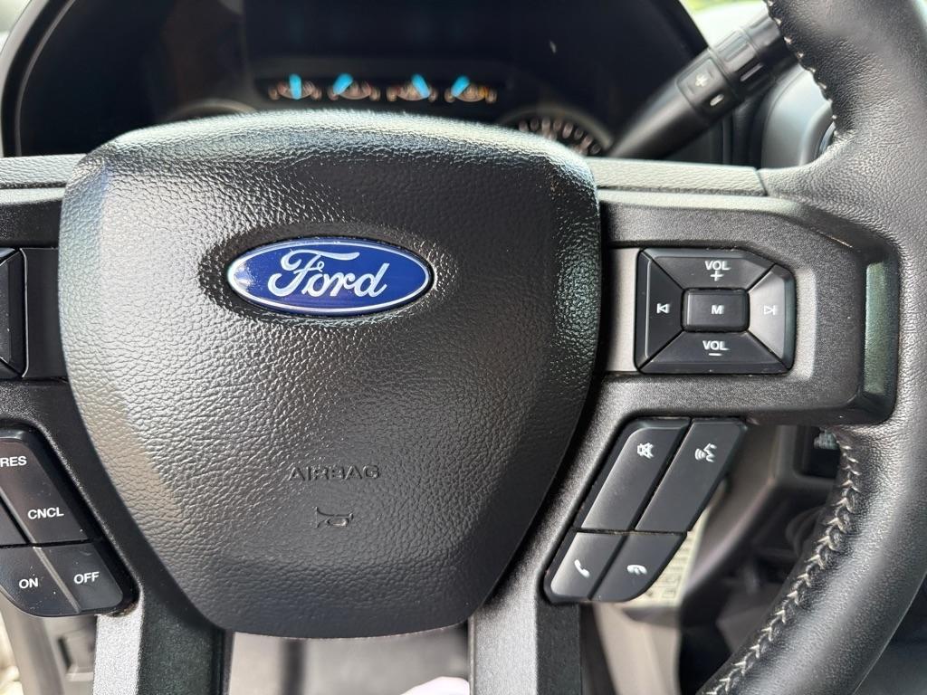 Ford F-150 XLT SuperCrew Short Bed 4WD 2019