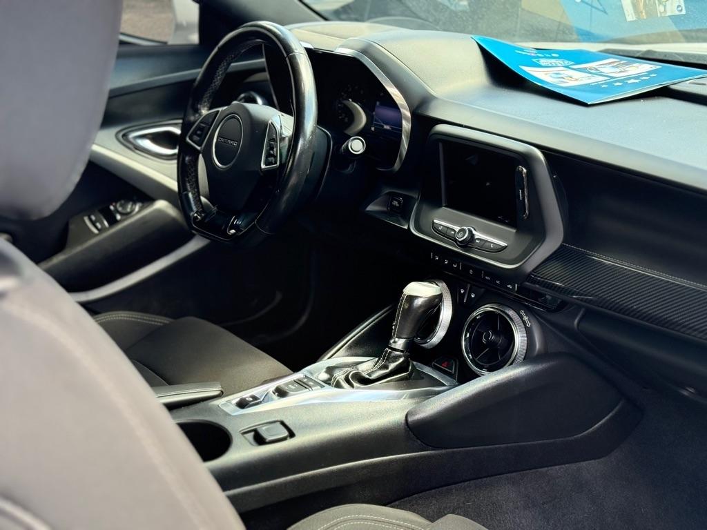Chevrolet Camaro 2dr Conv 1LT 2019