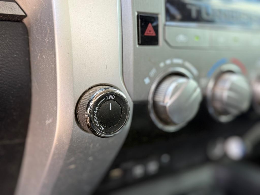 Toyota Tundra 4WD SR5 Double Cab 6.5' Bed 5.7L (Natl) 2020