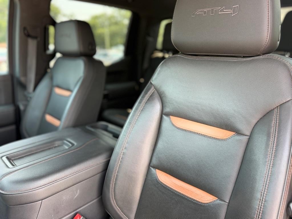 GMC Sierra 1500 4WD Crew Cab 147" AT4 2020