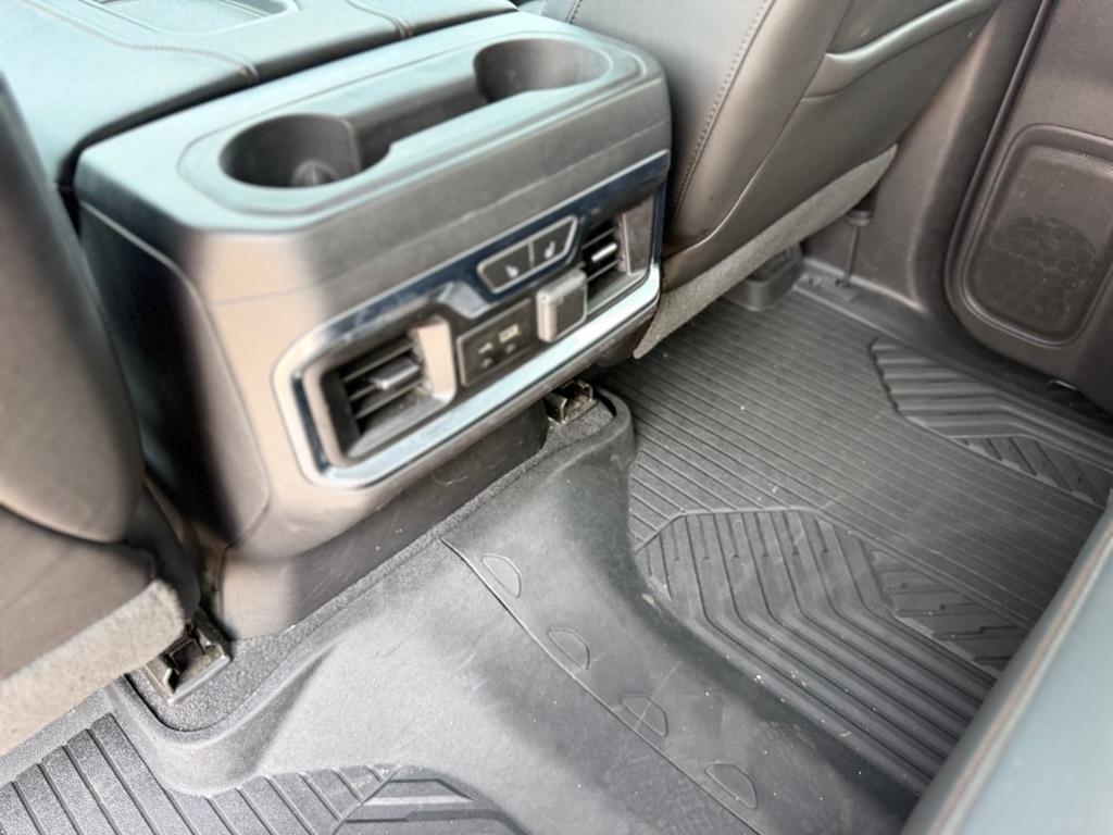 GMC Sierra 1500 4WD Crew Cab 147" AT4 2020