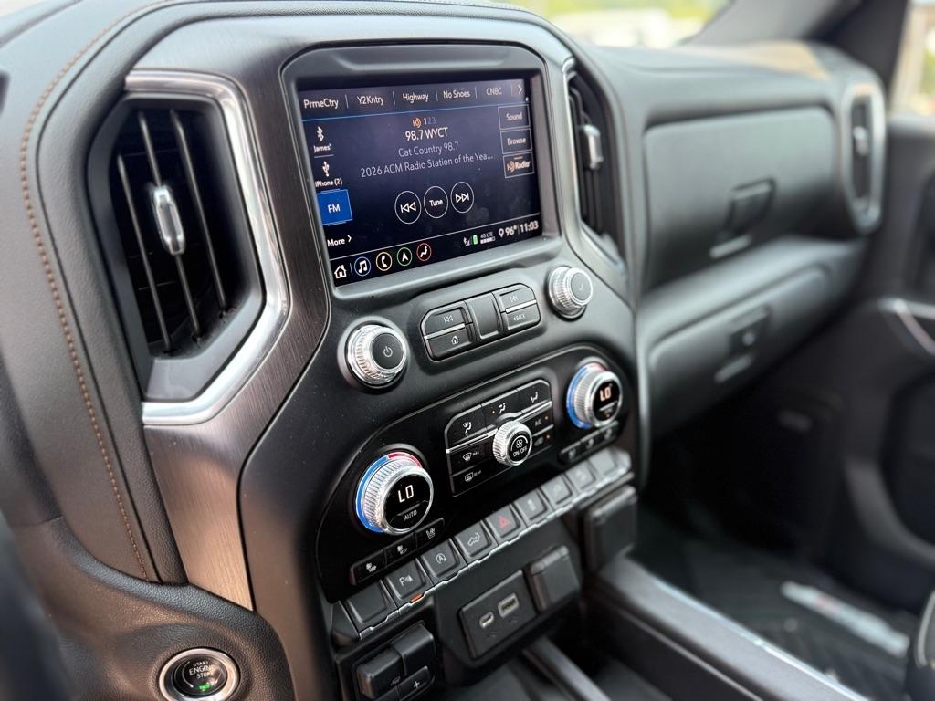 GMC Sierra 1500 4WD Crew Cab 147" AT4 2020