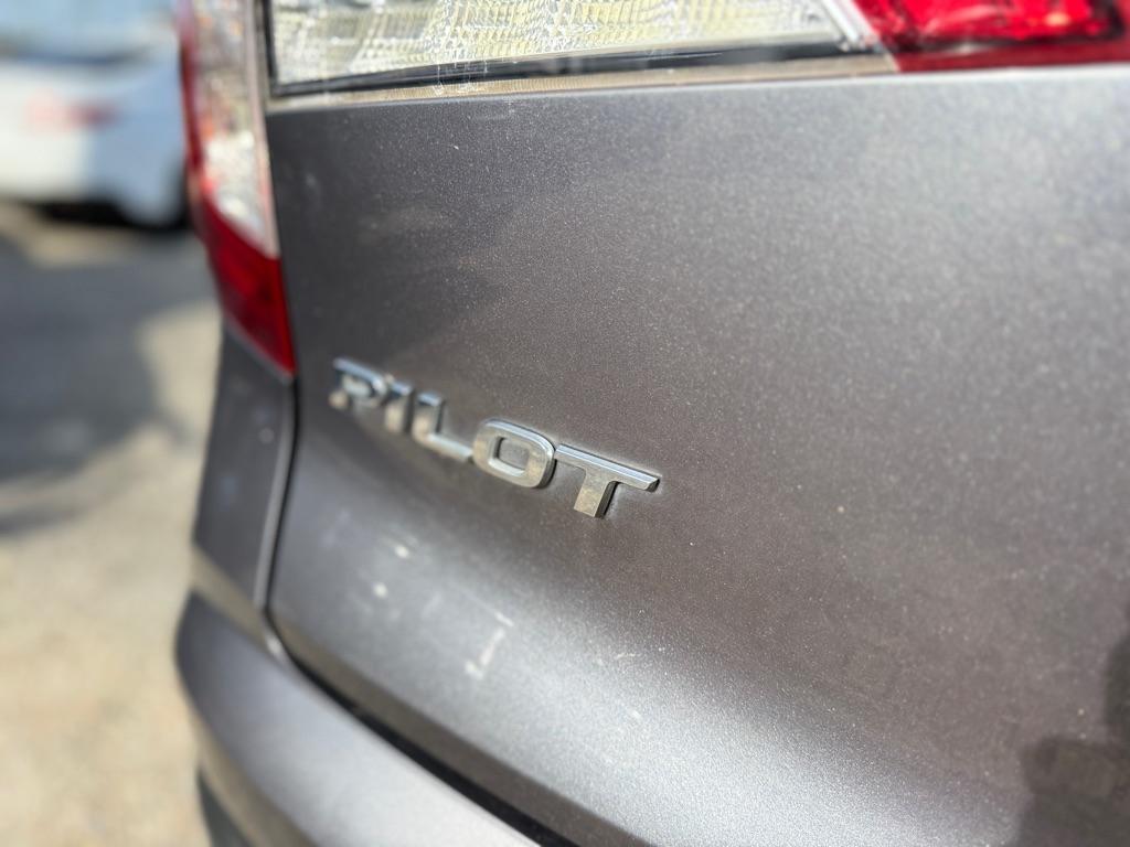 Honda Pilot Touring 7-Passenger 2WD 2020