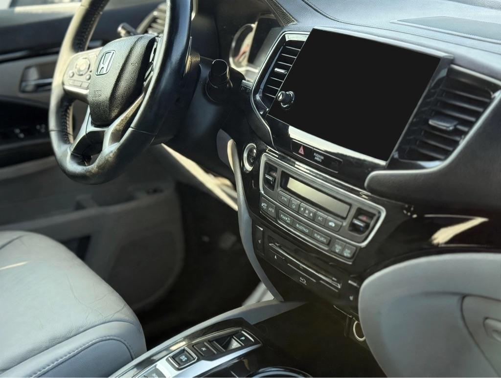 Honda Pilot Touring 7-Passenger 2WD 2020