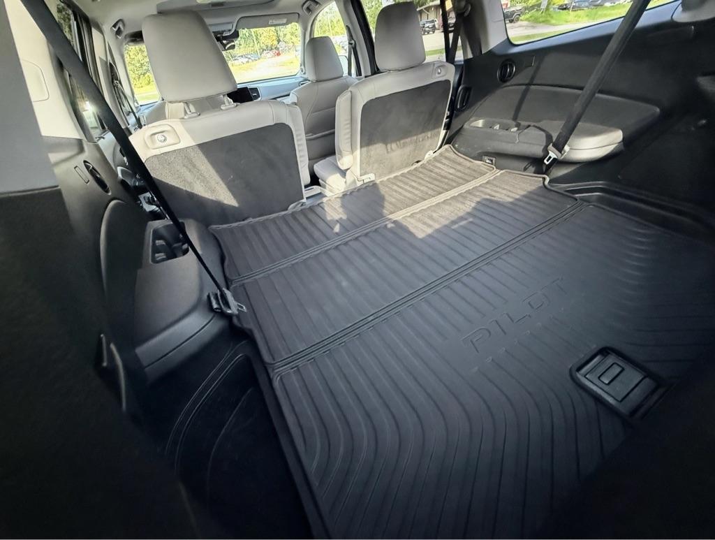 Honda Pilot Touring 7-Passenger 2WD 2020
