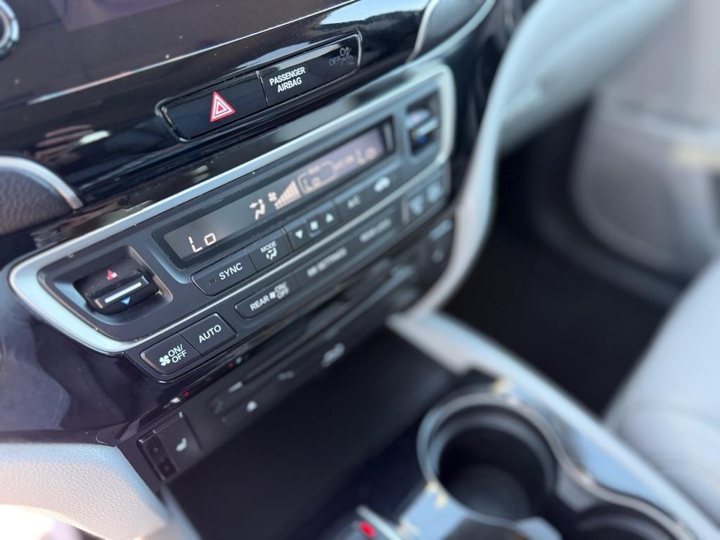 Honda Pilot Touring 7-Passenger 2WD 2020
