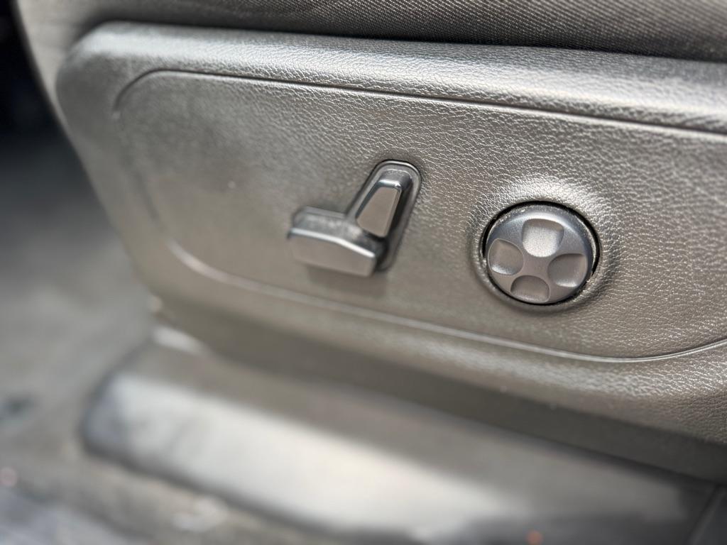 RAM 1500 Big Horn 4x2 Crew Cab 5'7" Box 2020
