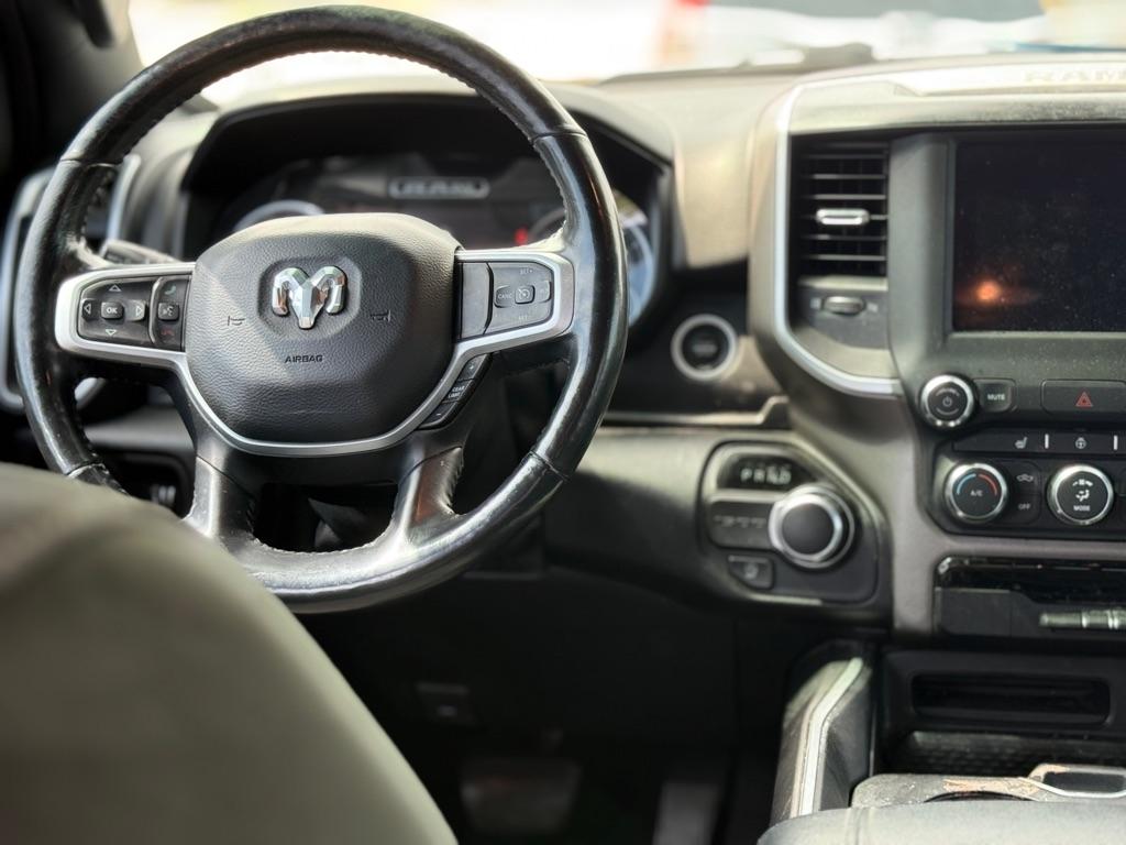 RAM 1500 Big Horn 4x2 Crew Cab 5'7" Box 2020
