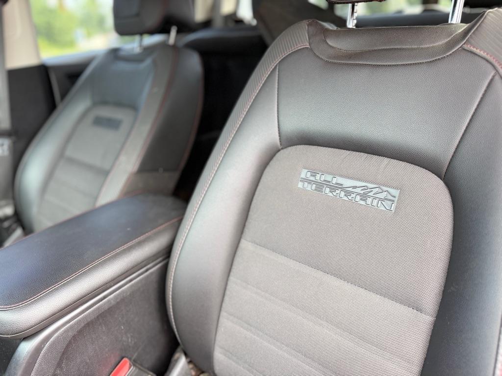 GMC Canyon 4WD Crew Cab 128.3" All Terrain w/Cloth 2018
