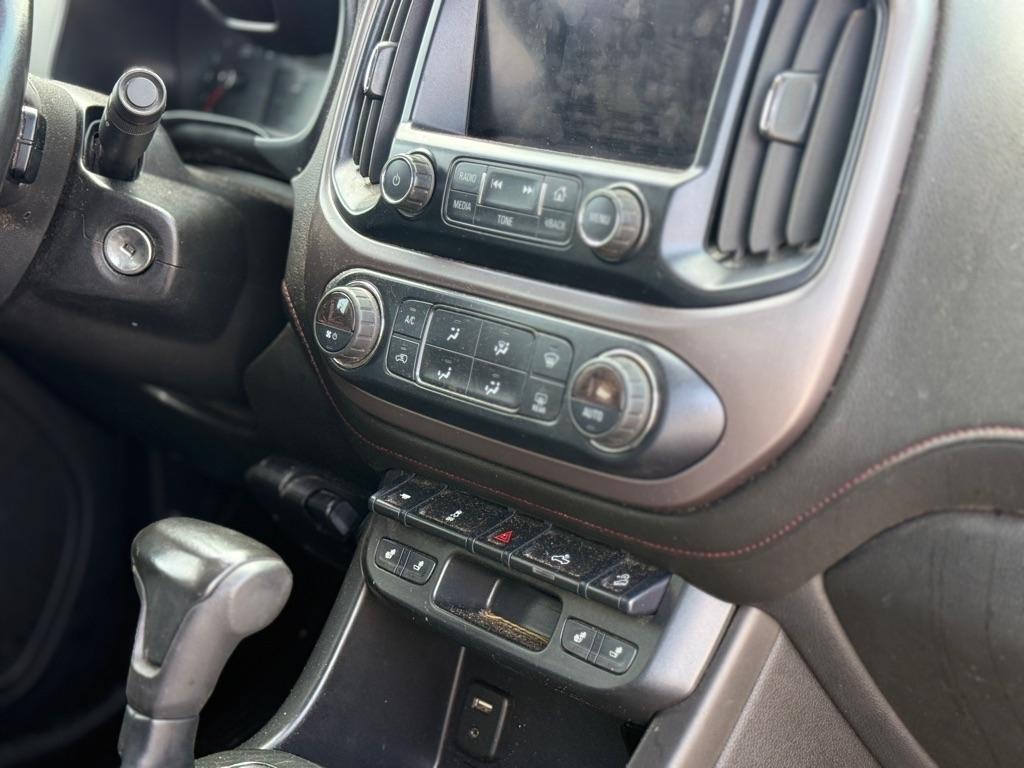 GMC Canyon 4WD Crew Cab 128.3" All Terrain w/Cloth 2018