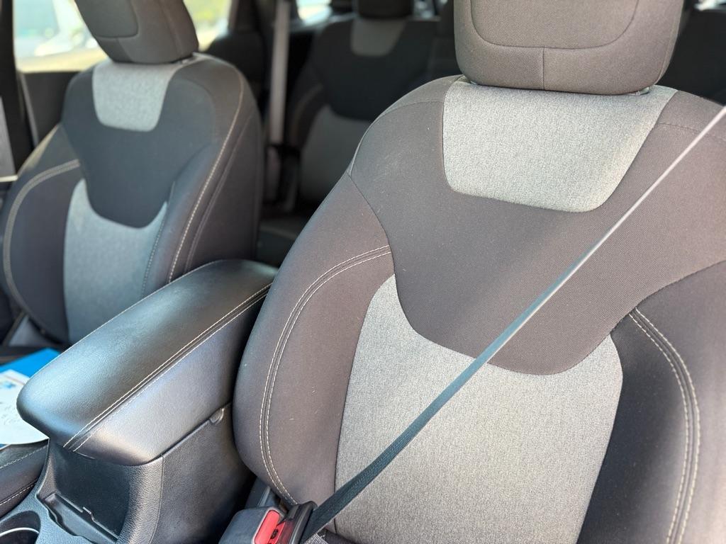 Jeep Cherokee Latitude Tech Connect FWD 2018
