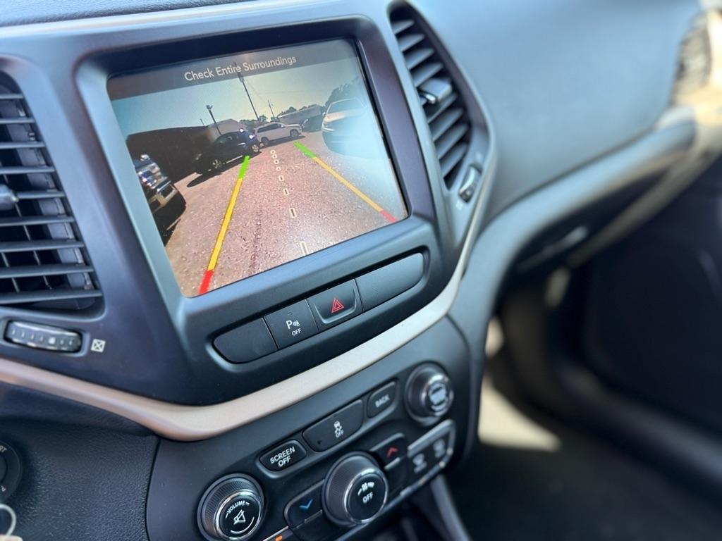 Jeep Cherokee Latitude Tech Connect FWD 2018