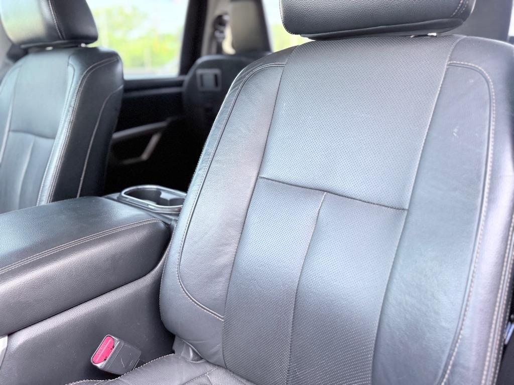 Nissan Titan 4x2 Crew Cab SV 2019