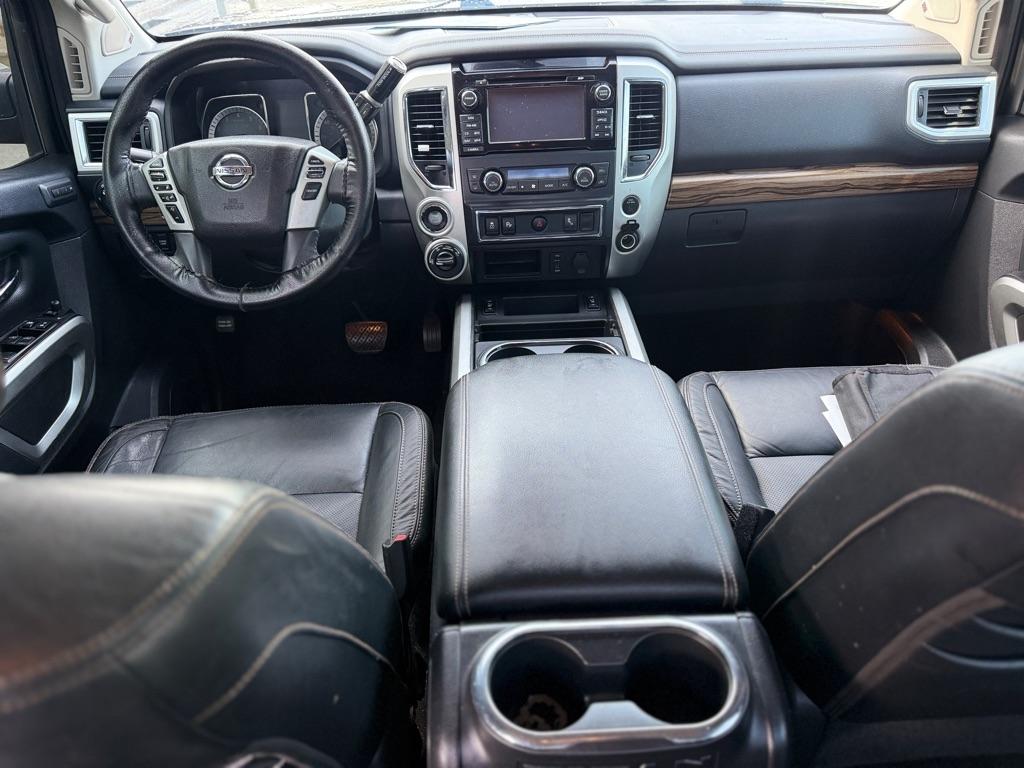 Nissan Titan 4x2 Crew Cab SV 2019