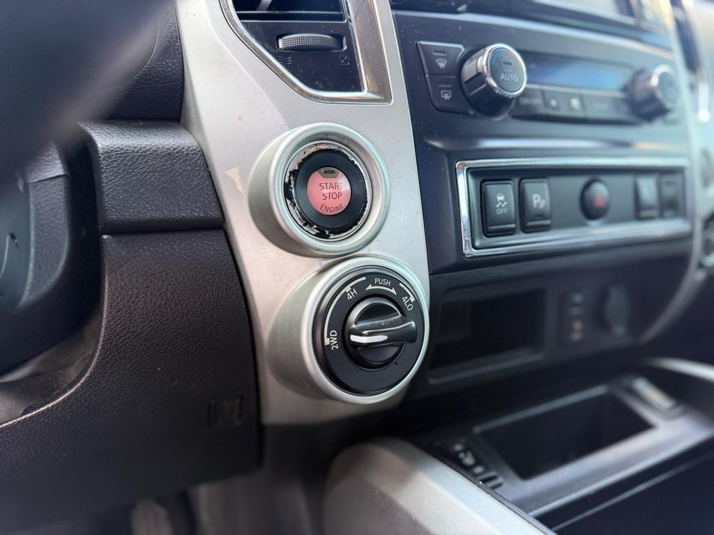 Nissan Titan 4x2 Crew Cab SV 2019