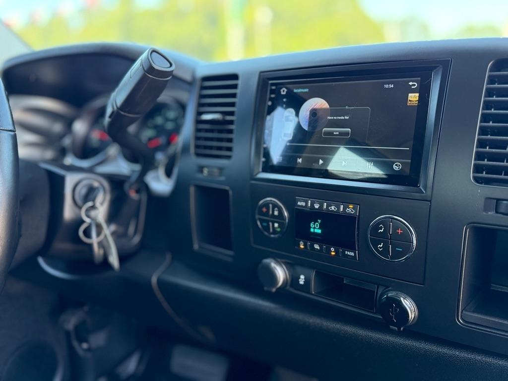 GMC Sierra 1500 2WD Crew Cab 143.5" SLE 2013